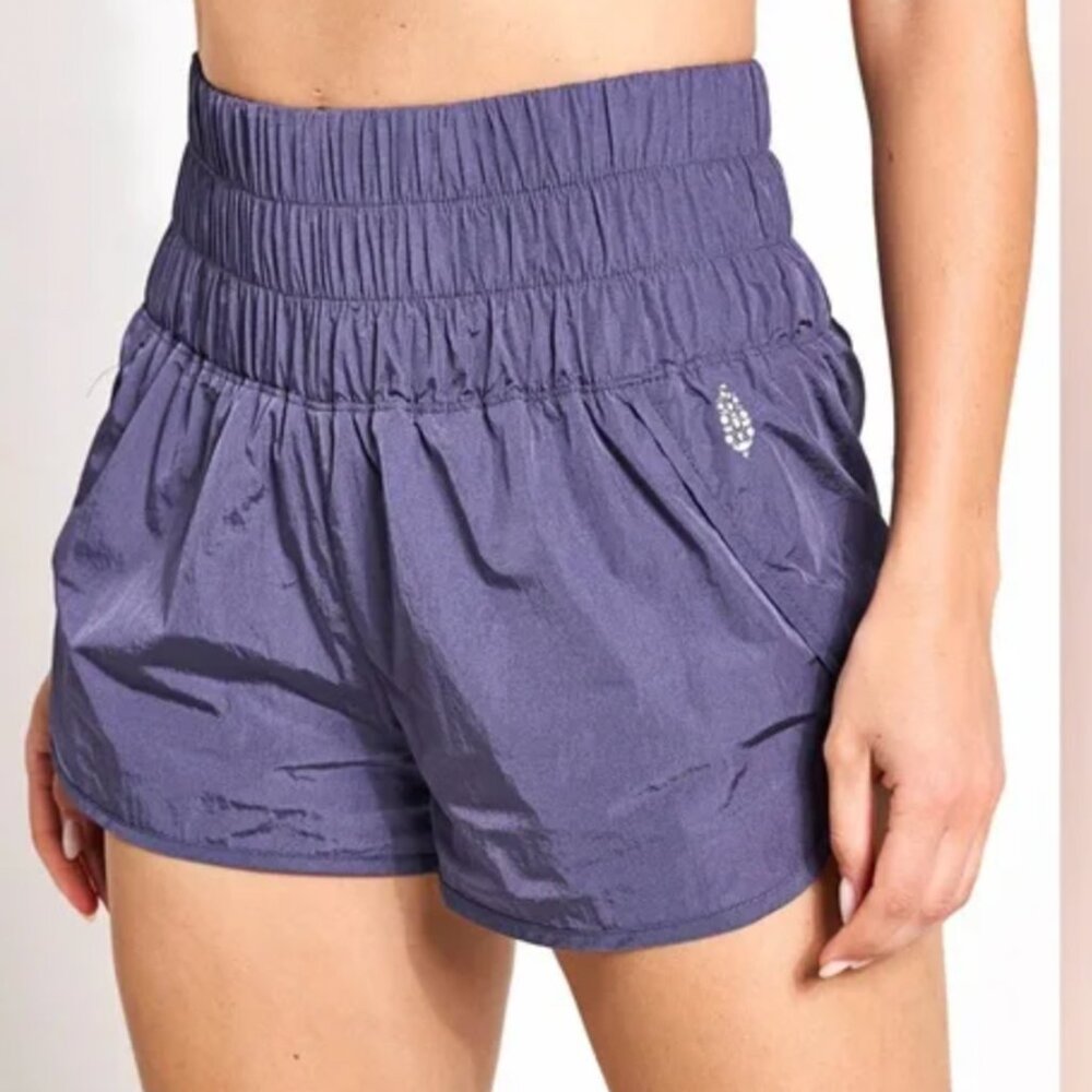 Free People Movement way home shorts in Deep sea - size medium